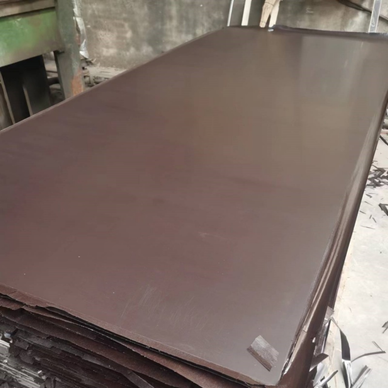 Dark brown film faced plywood